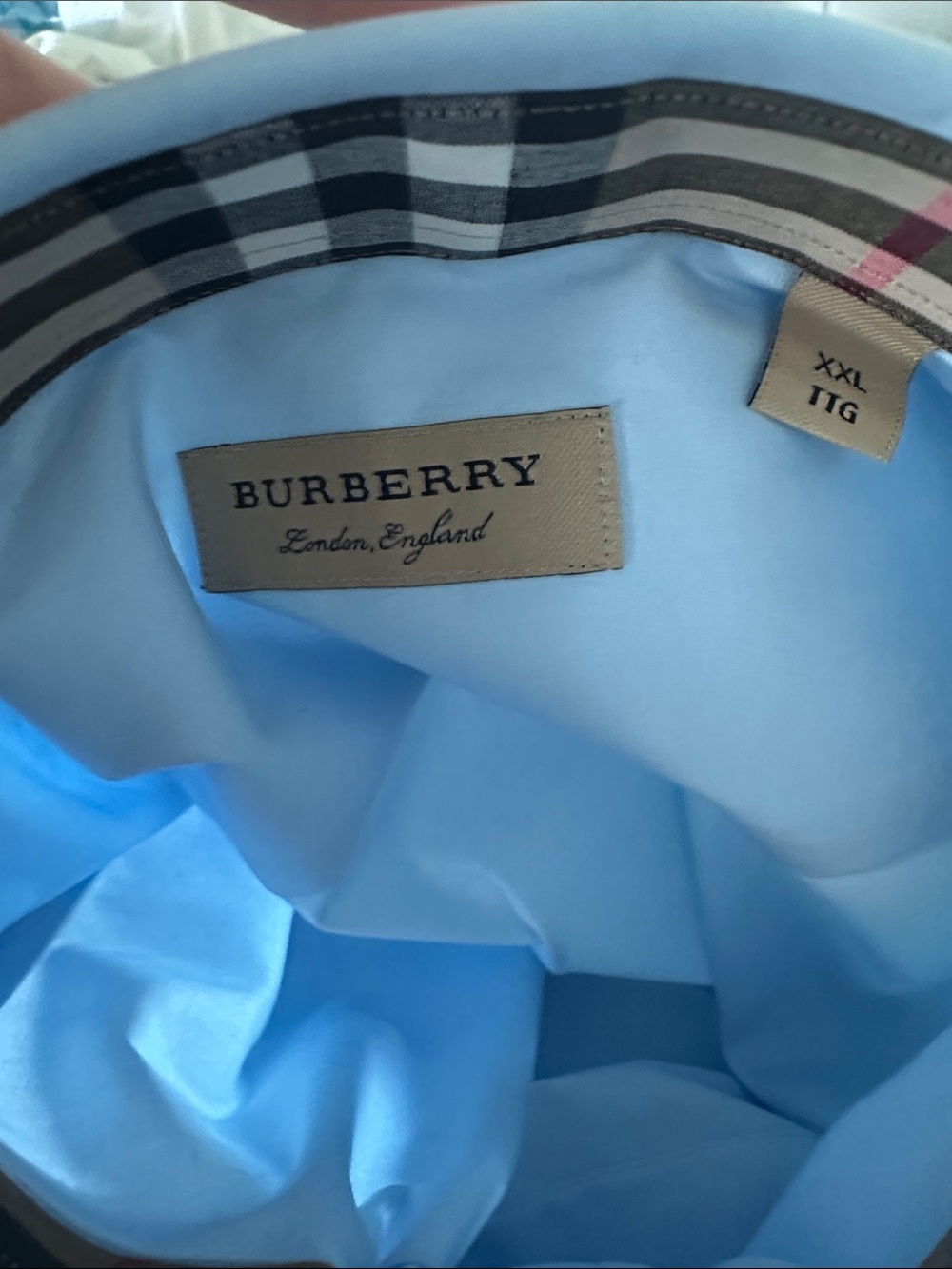 NWT Burberry Light Blue Button-Down Shirt with Check Cuff Detail - Picture 7 of 7